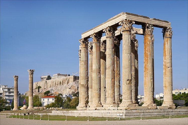 antico tempio greco di zeus